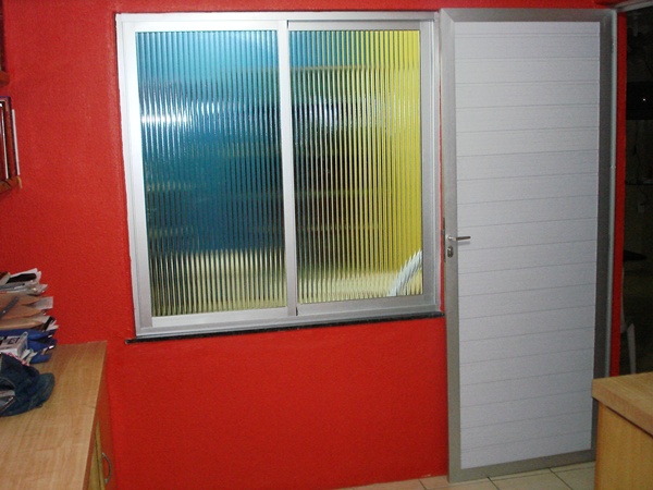 JANELA E PORTA PVC
