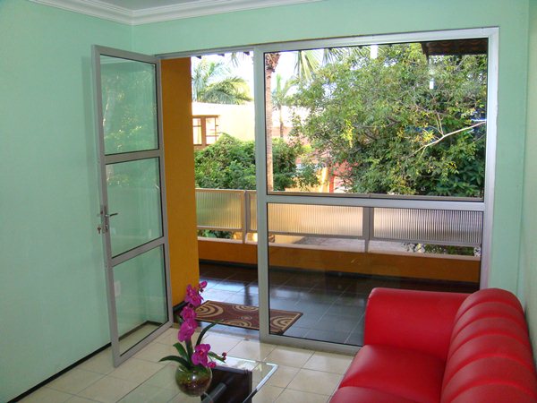 PORTA SALA ENTREABERTA - VIS�O INTERNA