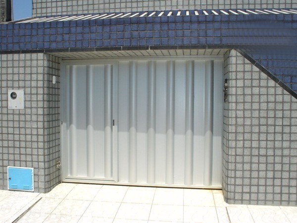 PORT�O  COM PORTA DO LADO